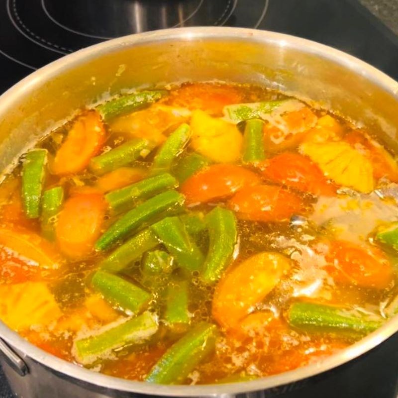 Bước 4 Thành phẩm Cá chim biển nấu canh chua