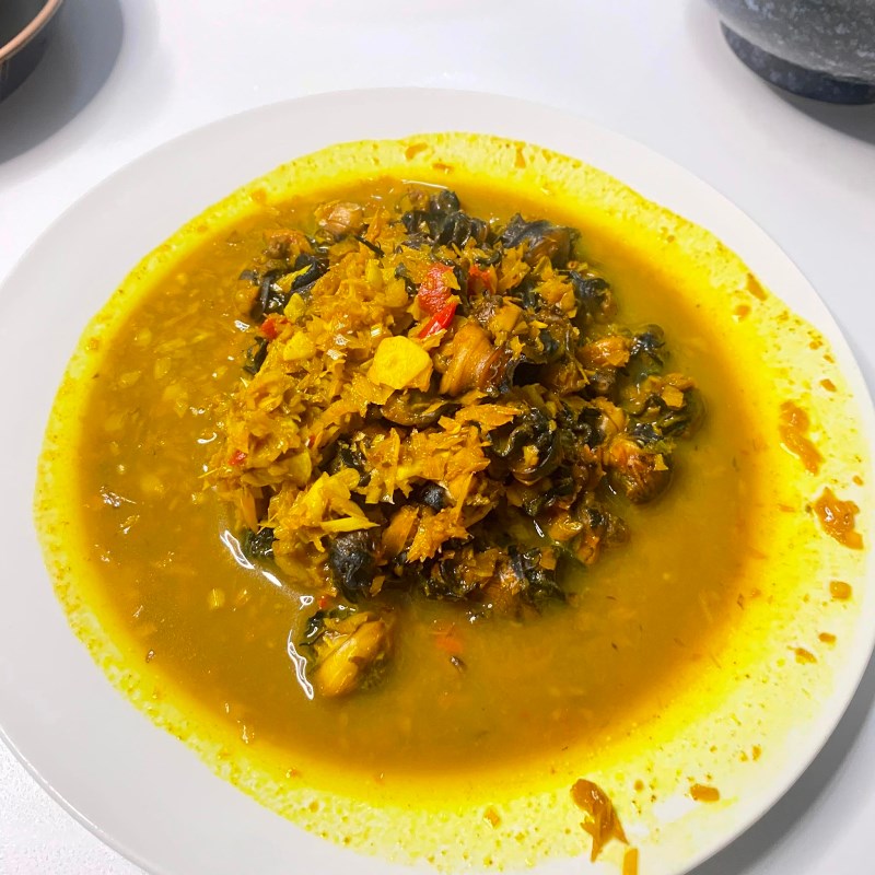 Bước 3 Thành phẩm Ốc bươu xào sả nghệ