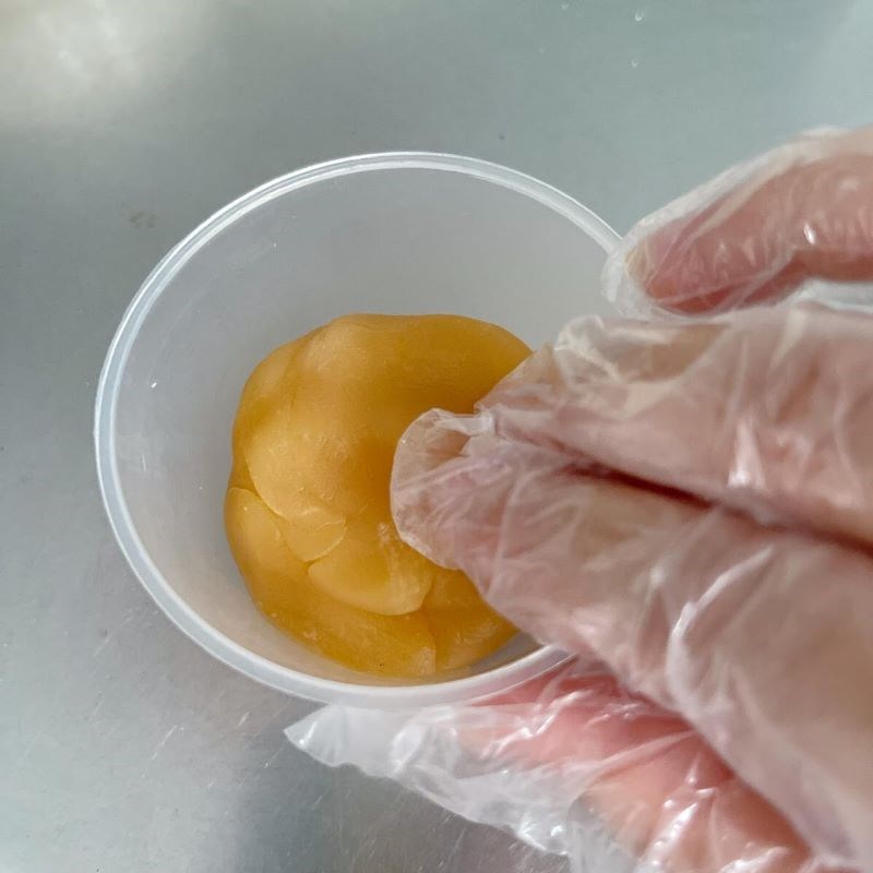 Bước 4 Vo nhân đậu xanh trứng muối Bánh trung thu rau câu nhân đậu xanh