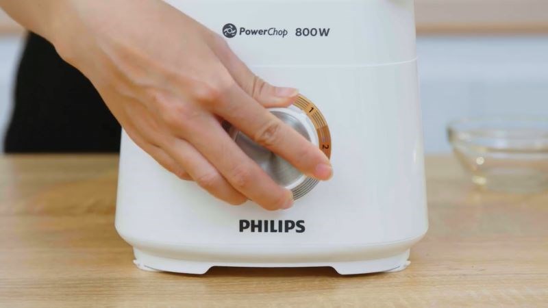 Vặn n&uacute;t xoay của xay đa năng Philips HR7510/00