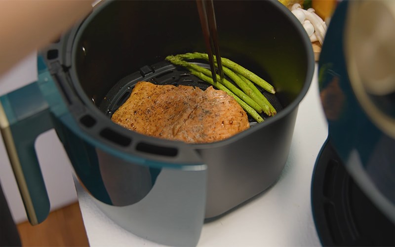 Trở mặt c&aacute; hồi