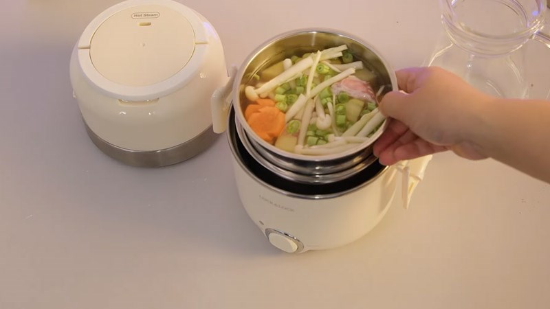 Đặt c&aacute;c ngăn chồng l&ecirc;n nhau