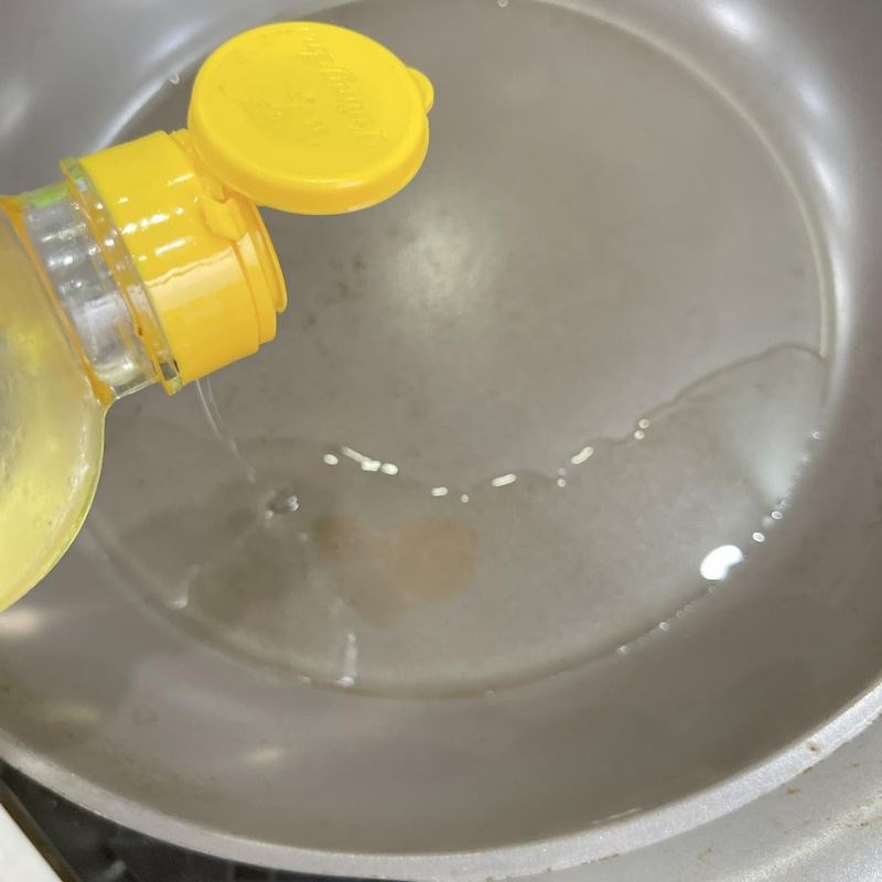 Bước 3 Rim khô mực Mực khô rim sa tế