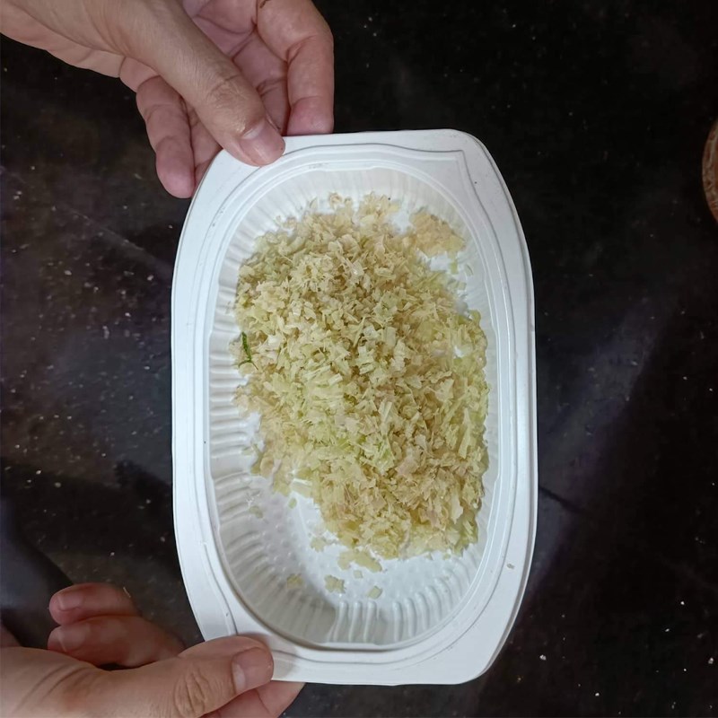 Bước 1 Sơ chế nguyên liệu Nấm đùi gà kho sả ớt