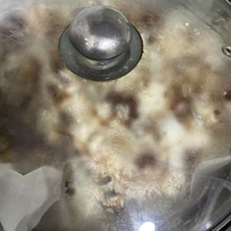 Bước 3 Tiến hành nấu xôi lạp xưởng Xôi ruốc lạp xưởng