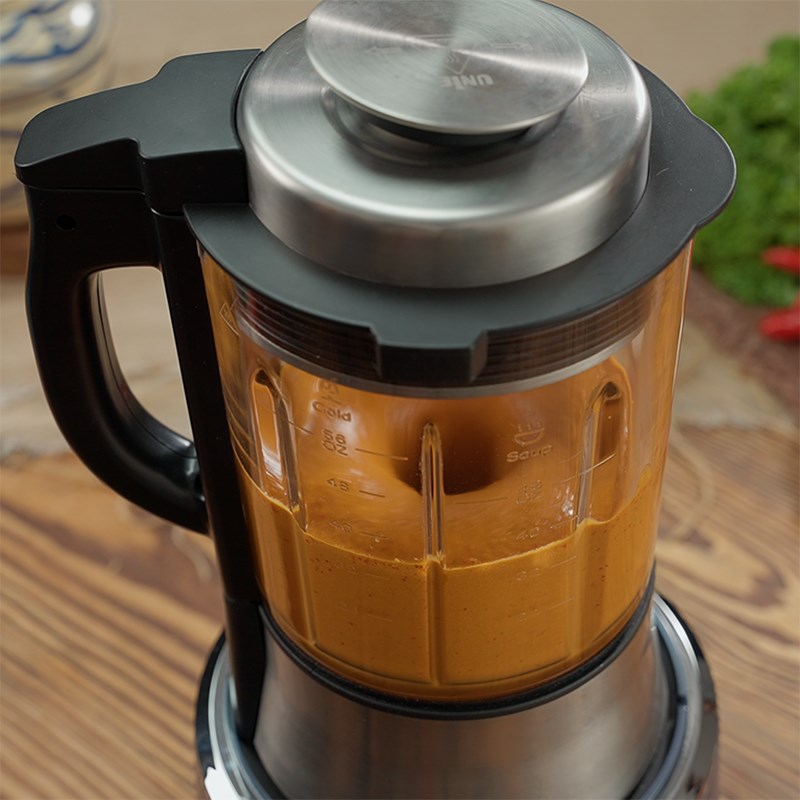 Bước 2 Xay nguyên liệu Sốt nướng muối ớt