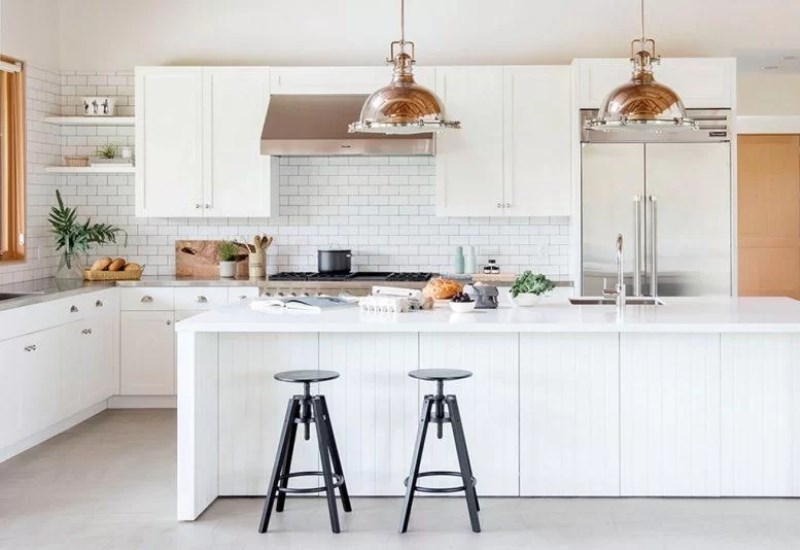 Sơn lại m&agrave;u tường 