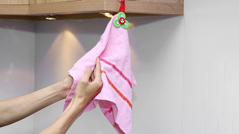 Khăn lau tay Latka KH952 50 x 33 cm