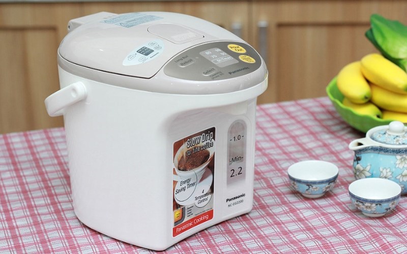 B&igrave;nh thủy điện Panasonic NC-EG2200CSY 2.2 l&iacute;t