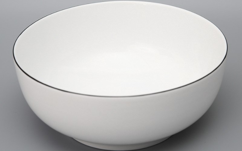 T&ocirc; d&ugrave;ng để đựng nguy&ecirc;n liệu