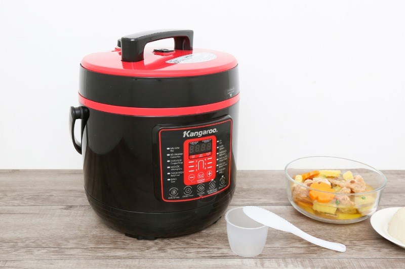 Nồi &aacute;p suất điện Kangaroo 6 l&iacute;t KG6P2