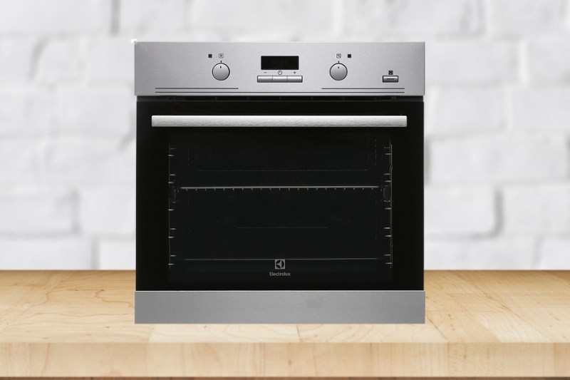 L&ograve; nướng &acirc;m Electrolux EOB3434BOX 72 l&iacute;t