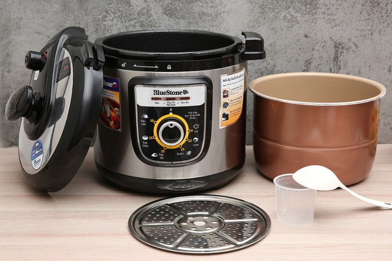 Nồi &aacute;p suất điện BlueStone PCB-5639 6 l&iacute;t 