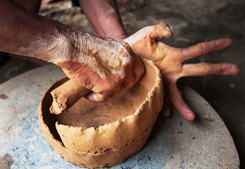 Chất liệu nồi đất 