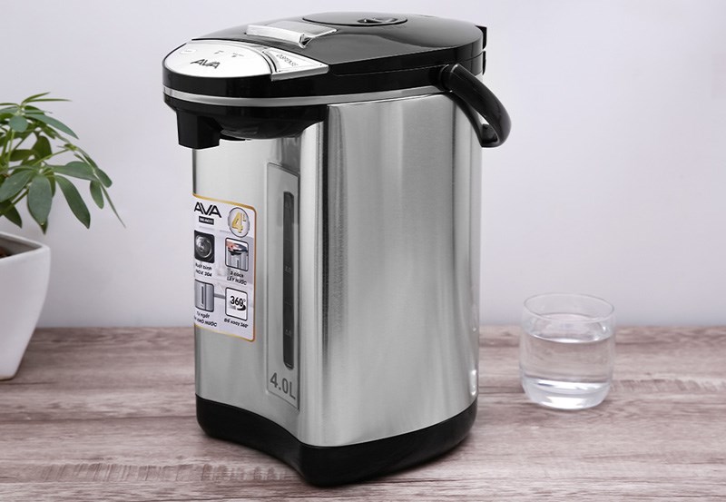 C&ocirc;ng suất 730W đun s&ocirc;i nhanh ch&oacute;ng