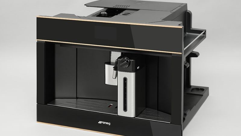 Máy pha cà phê Smeg CMS4604NR (536.54.079)