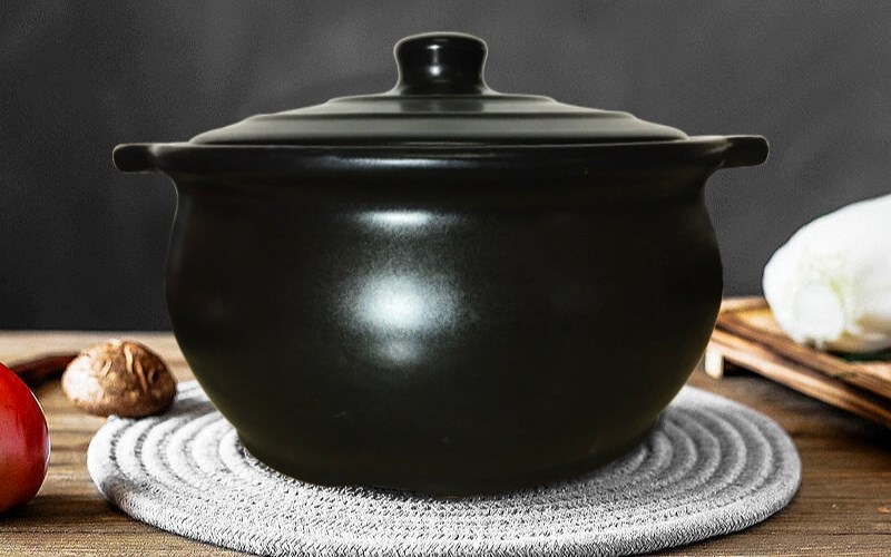 Nồi đất NodaCook sản xuất tại l&agrave;ng gốm B&aacute;t Tr&agrave;ng