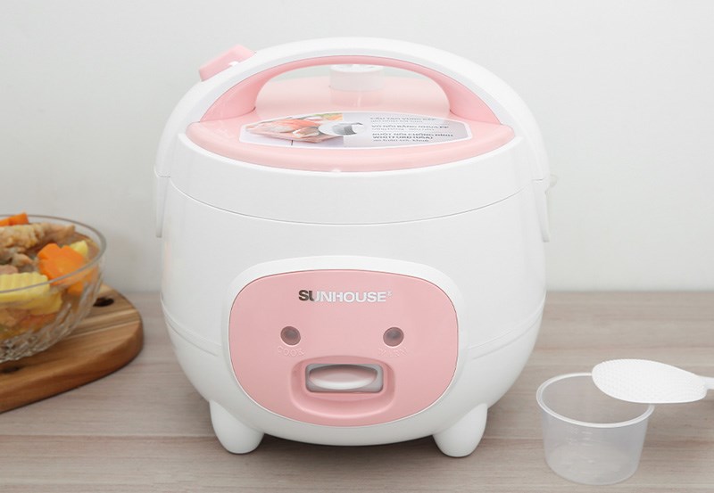Nồi cơm nắp gài Sunhouse 1.2 lít SHD8217W