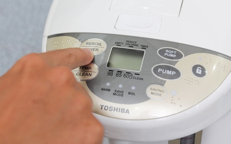 Đun s&ocirc;i lại nước