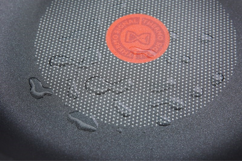 Chảo chống dính Tefal có công nghệ Thermo-Spot