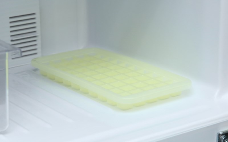 Khay đ&aacute; nhựa 50 vi&ecirc;n Hofaco HPL17