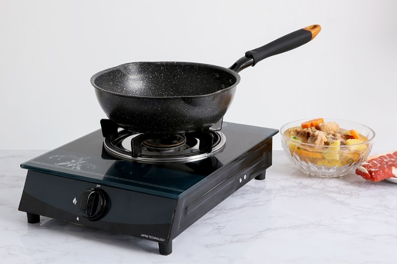 Chảo nh&ocirc;m s&acirc;u chống d&iacute;nh v&acirc;n đ&aacute; đ&aacute;y từ 24 cm Kangaroo KG662S