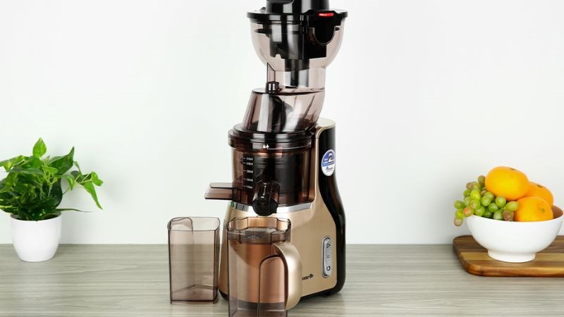 M&agrave;u sắc bắt măt