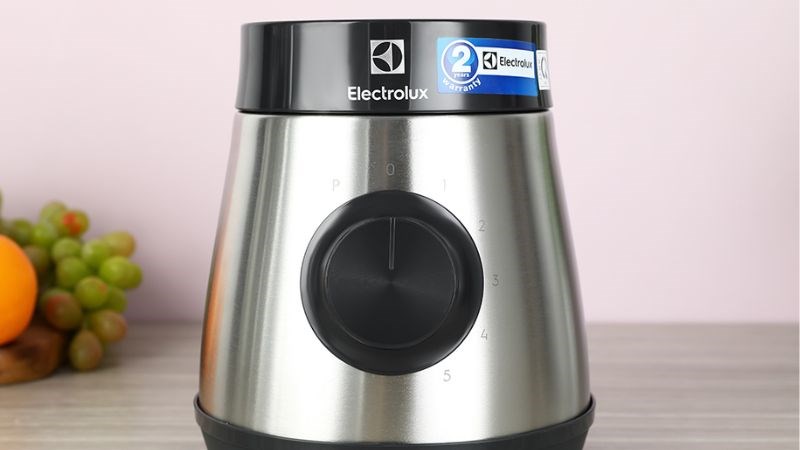 Điều khiển bằng n&uacute;m vặn đơn giản 