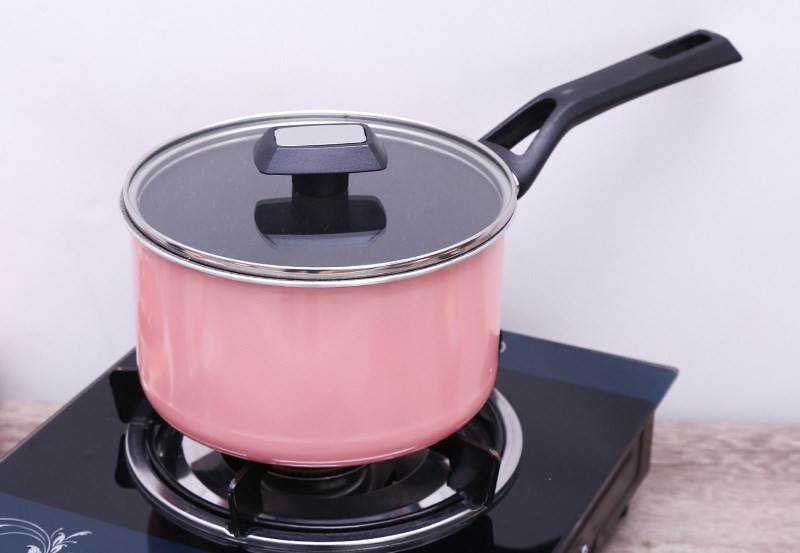 Qu&aacute;nh nh&ocirc;m chống d&iacute;nh nắp k&iacute;nh 18 cm Kims Cook EARM318H
