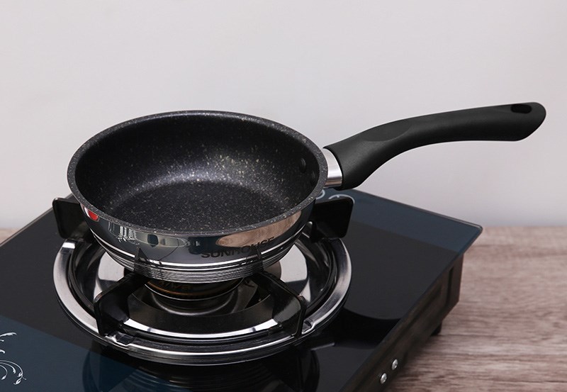 Chảo inox 5 đ&aacute;y chống d&iacute;nh v&acirc;n đ&aacute; đ&aacute;y từ 16 cm Sunhouse IN16M4