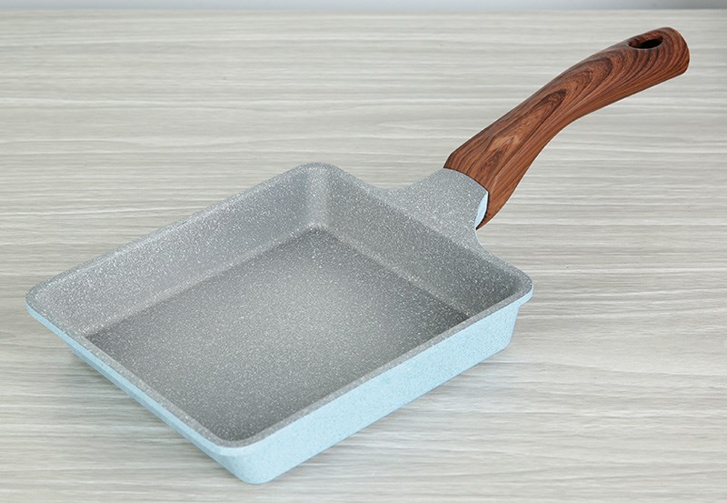 Chảo nh&ocirc;m chống d&iacute;nh đ&aacute;y từ 15 cm Green Cook GCP22-1518IH