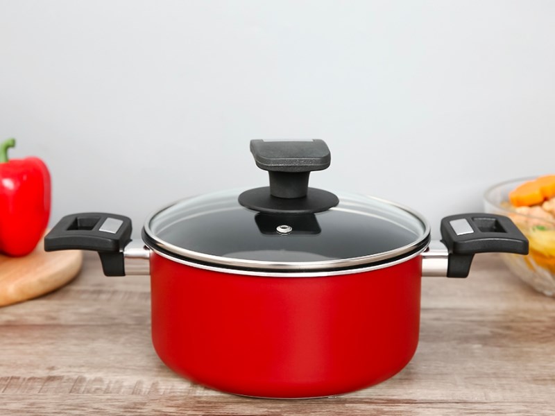 Nồi nh&ocirc;m chống d&iacute;nh nắp k&iacute;nh 18 cm Hommy NE001-18