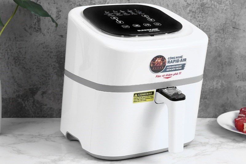 Nồi chi&ecirc;n kh&ocirc;ng dầu Sunhouse SHD4086W 4.5 l&iacute;t