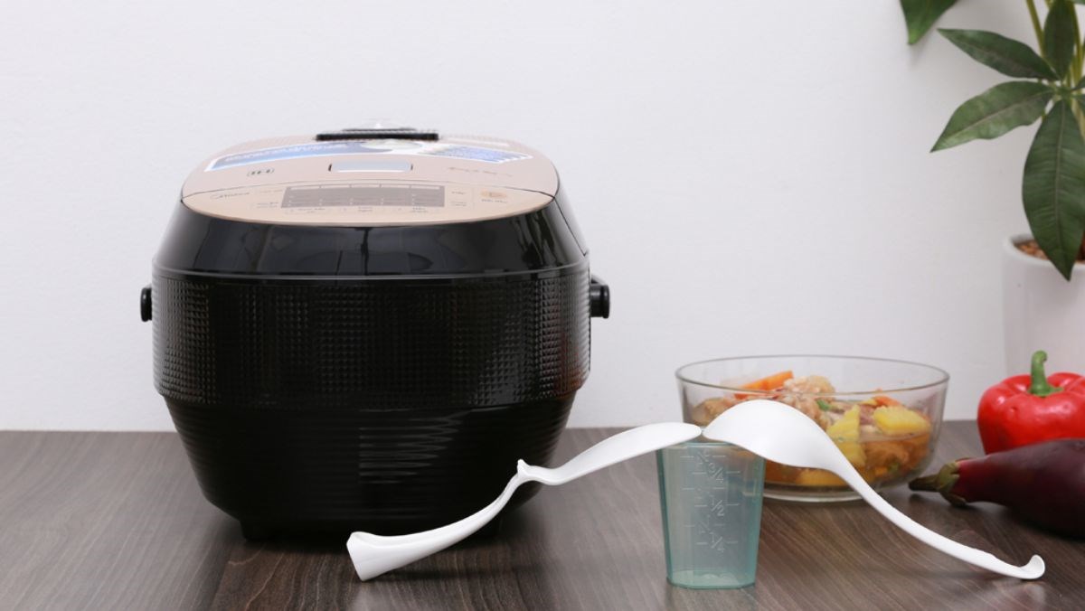 Nồi cơm điện thông minh tích hợp lên đến 18 chế độ nấu