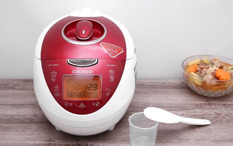  Nồi cơm điện tử &aacute;p suất Cuckoo 1.08 l&iacute;t CRP-N0601F