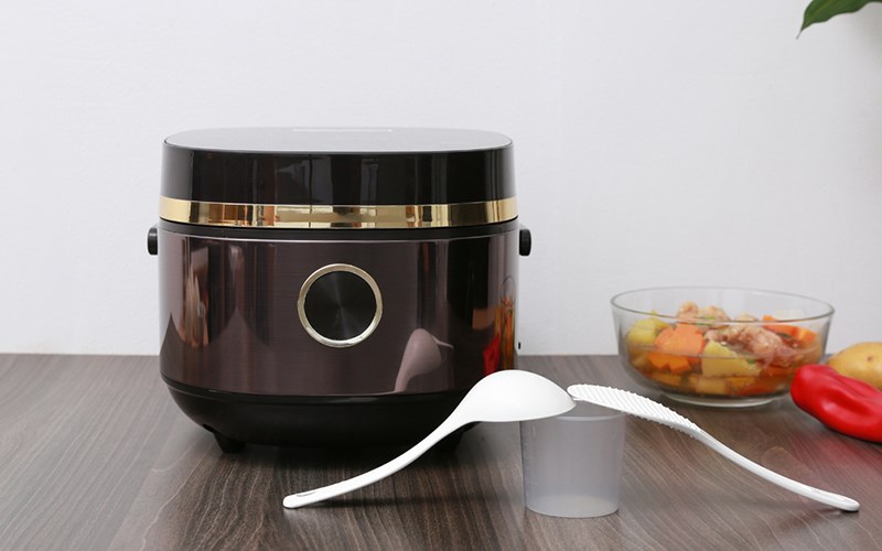 Nồi cơm điện cao tần Kangaroo 1.8 l&iacute;t KG599N