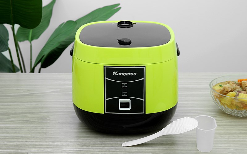 Nồi cơm nắp g&agrave;i Kangaroo 2.2 l&iacute;t KG22R1