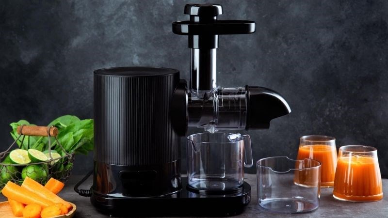 Thiết kế, cấu tạo m&aacute;y &eacute;p chậm trục ngang