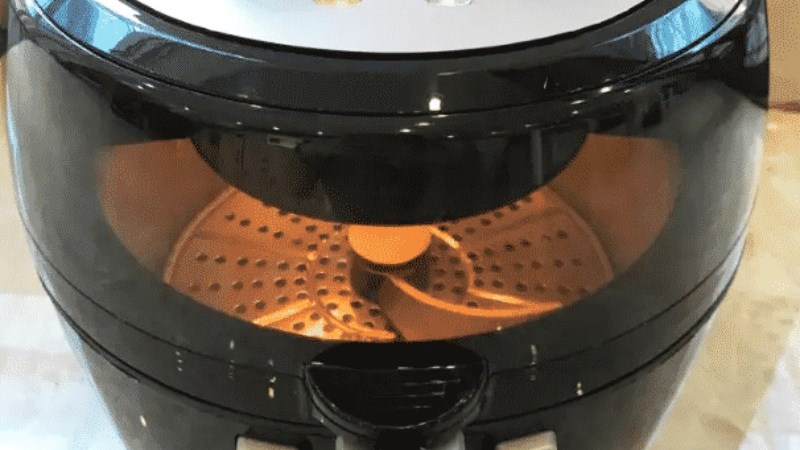 L&agrave;m n&oacute;ng nồi trước khi sử dụng