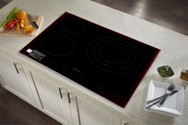 Bếp &acirc;m Smeg SE363ETB (536.64.101) 5700W