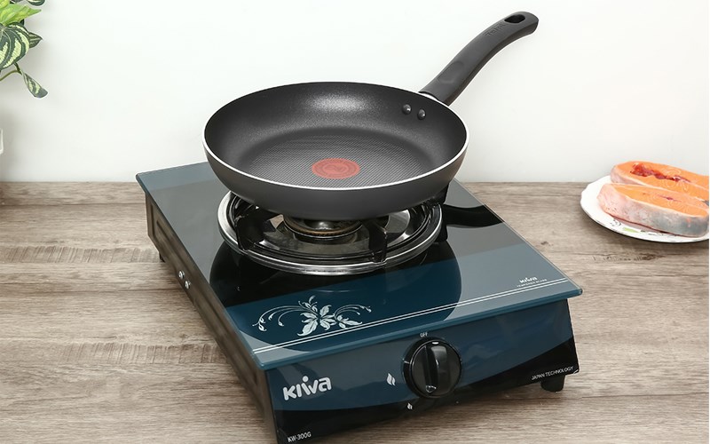 Chảo nh&ocirc;m chống d&iacute;nh titanium đ&aacute;y từ 24cm Tefal Only Cook G1640495