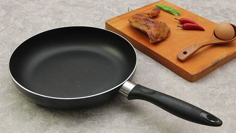 Chảo nh&ocirc;m chống d&iacute;nh 24 cm Sunhouse CT24