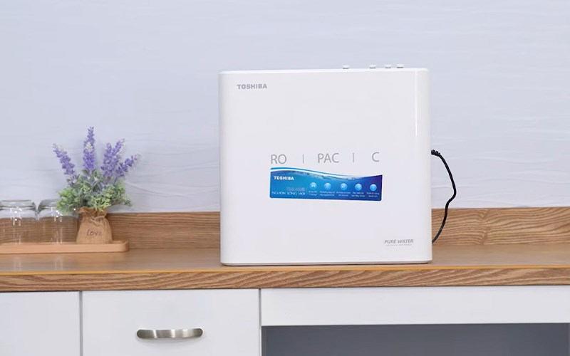 Máy lọc nước RO Toshiba TWP-N1686UV(W1) 3 lõi