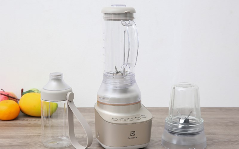 M&aacute;y xay sinh tố đa năng Electrolux E7CB1-86SM