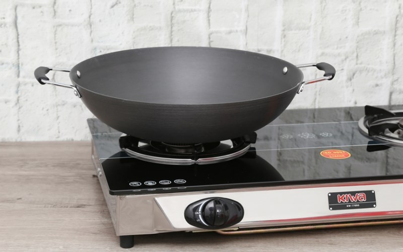 Chảo nh&ocirc;m oxy ho&aacute; cứng kh&ocirc;ng chống d&iacute;nh 36 cm Supor H07011-3