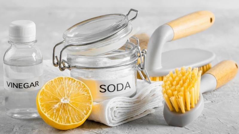 D&ugrave;ng baking soda