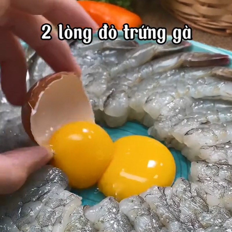 Bước 2 Chiên tôm Tôm chiên giòn sốt mayonnaise mù tạc