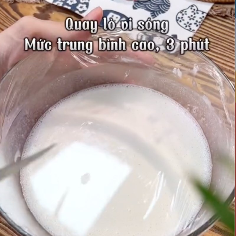 Bước 2 Làm chín bột Bánh mochi trà xanh chấm kem sữa