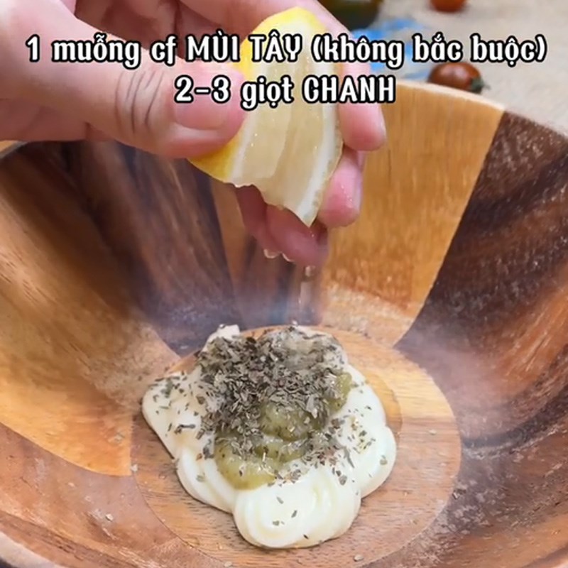 Bước 3 Làm sốt mayonnaise mù tạc Tôm chiên giòn sốt mayonnaise mù tạc