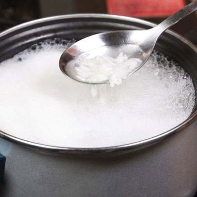 Bước 2 Bật bếp từ và chỉnh nhiệt độ Nấu cơm bằng bếp từ ngon thơm dẻo